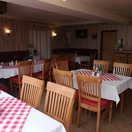 Uschi's Gasthof Neuendorf  Buitenkant foto